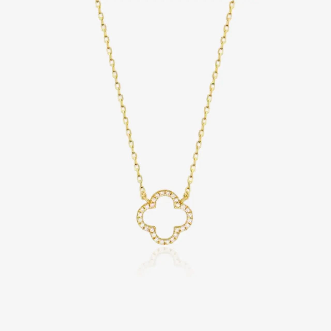 Dainty Clover Necklace