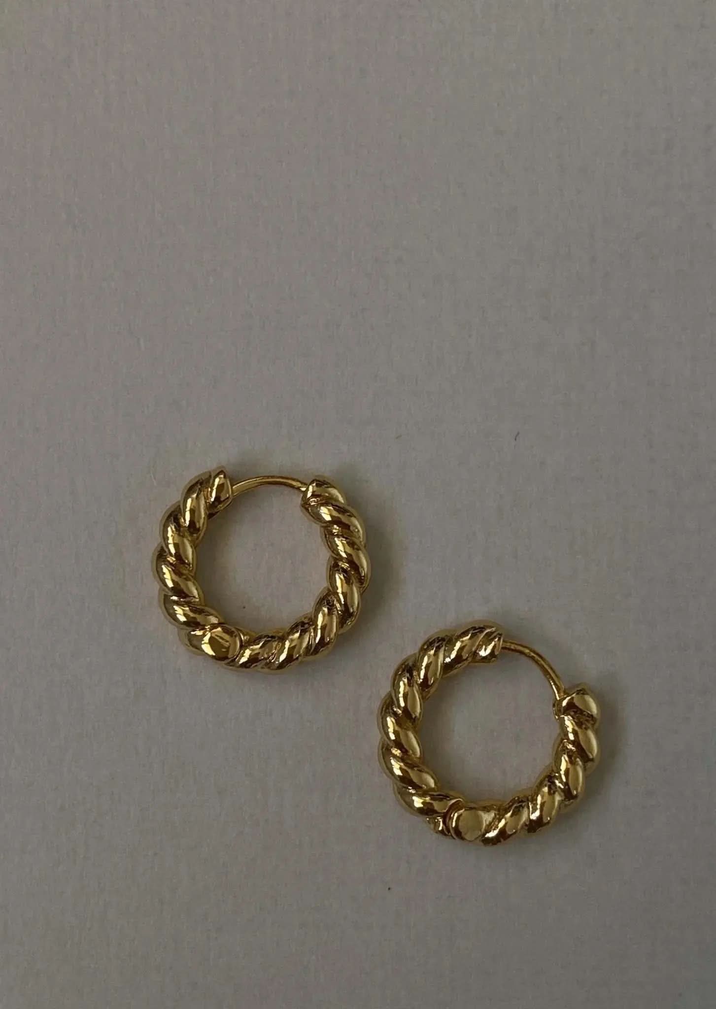Mavi Hoops
