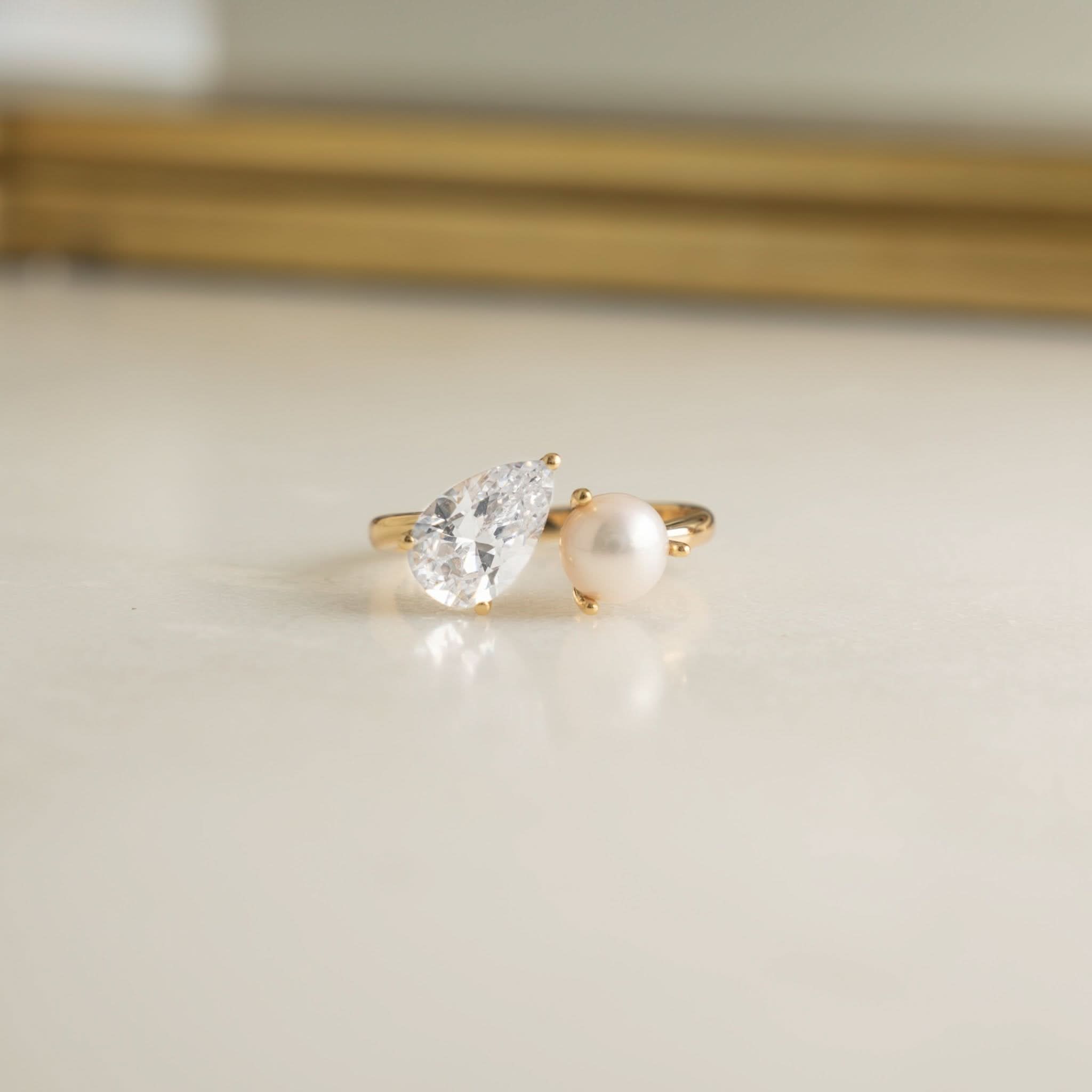 Toi et Moi Pearl Ring