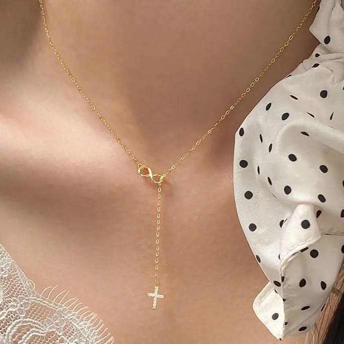 Eloria Necklace
