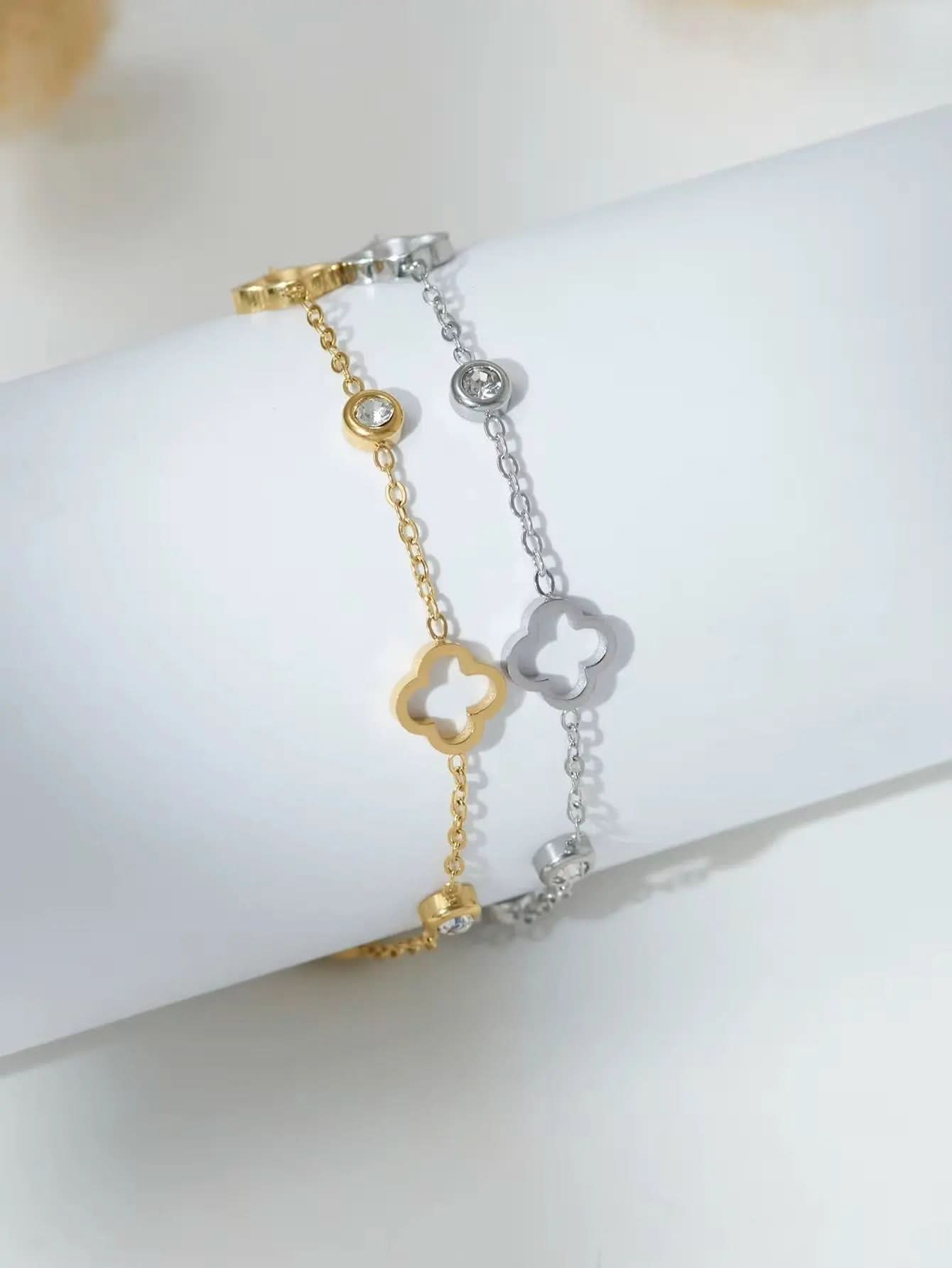 Hollow Out Clover Bracelet