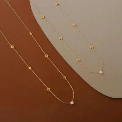 Carrie Clover Necklace