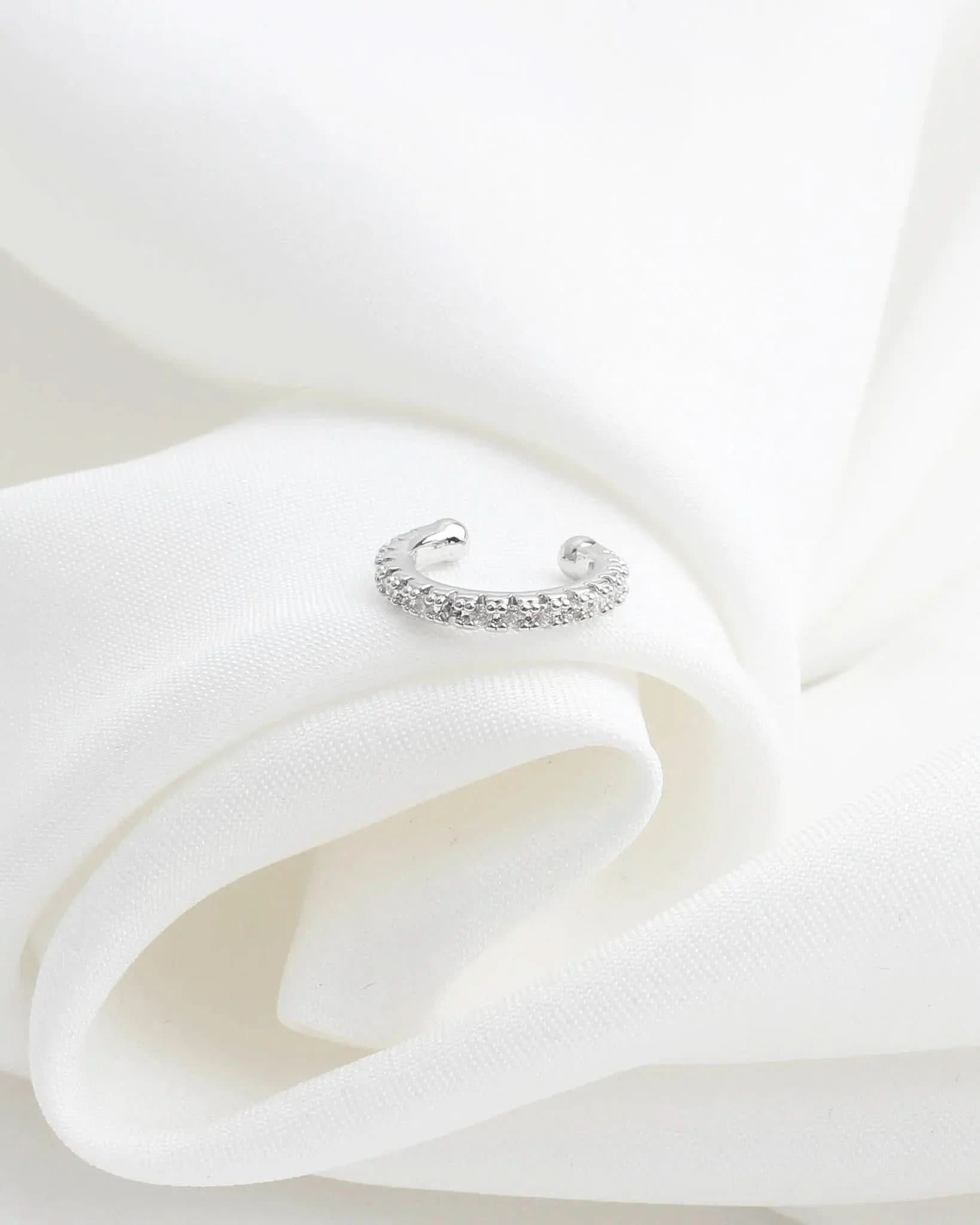 Glamour Earcuff