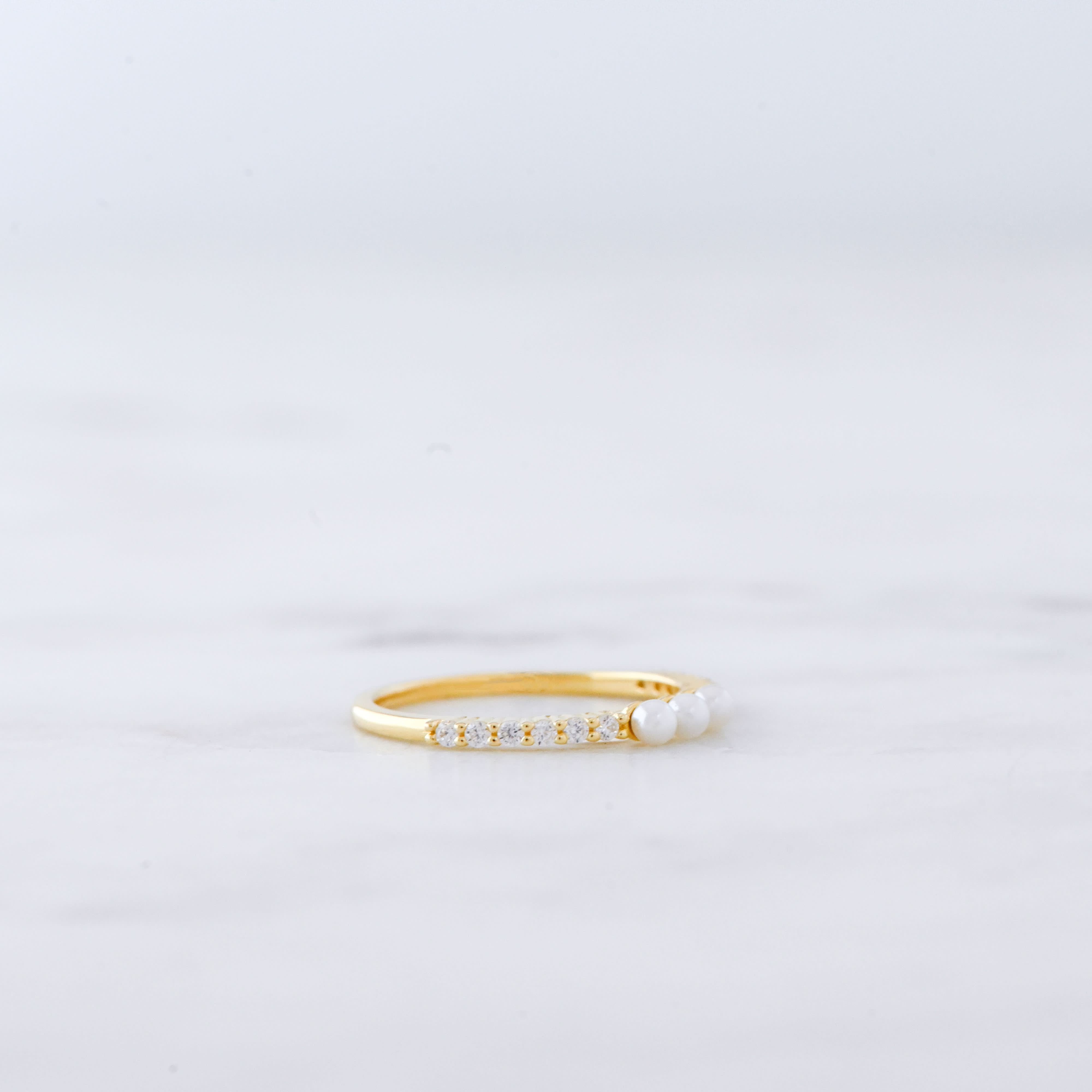 Three Pearl Ring