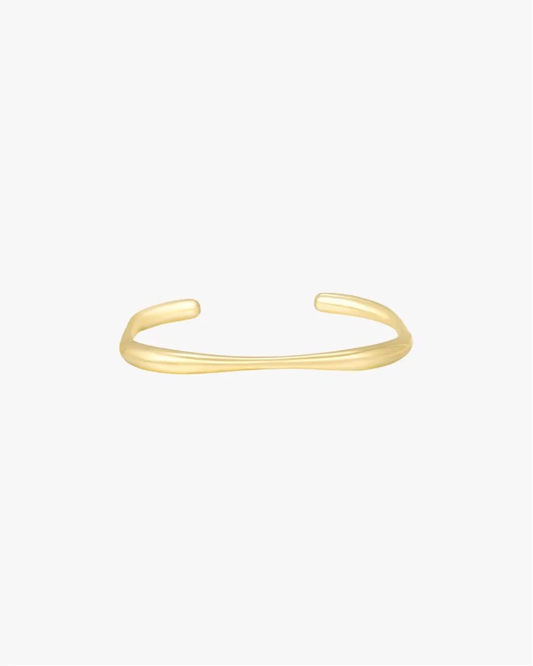 Ayra Bangle