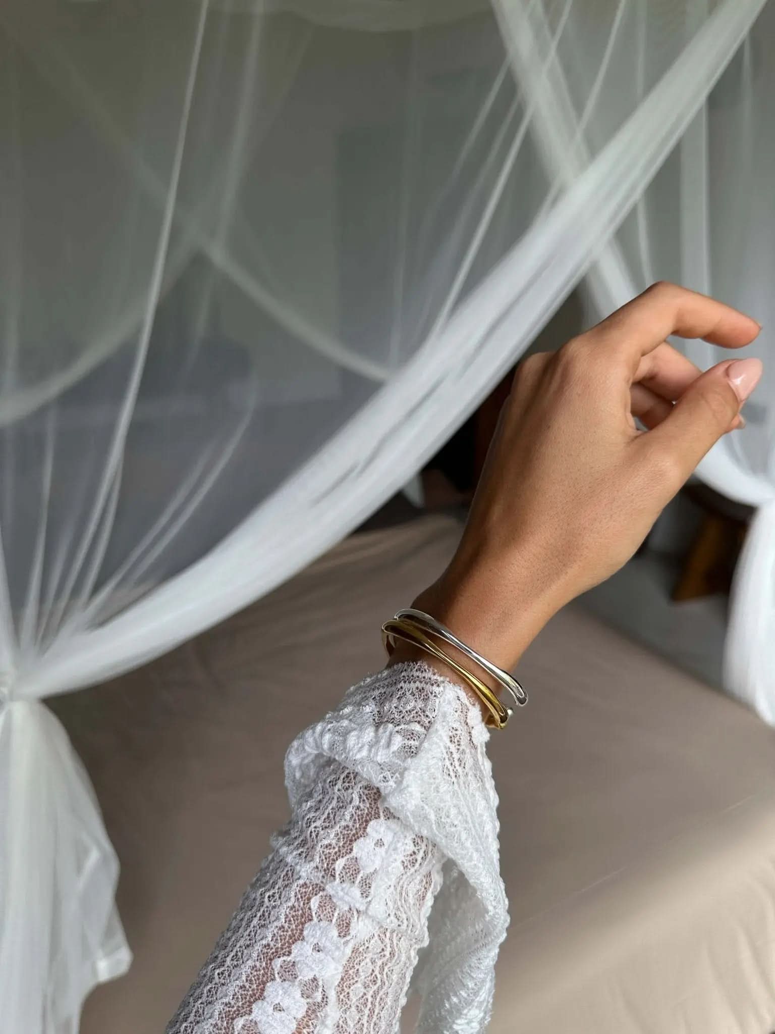 Ava Bangle