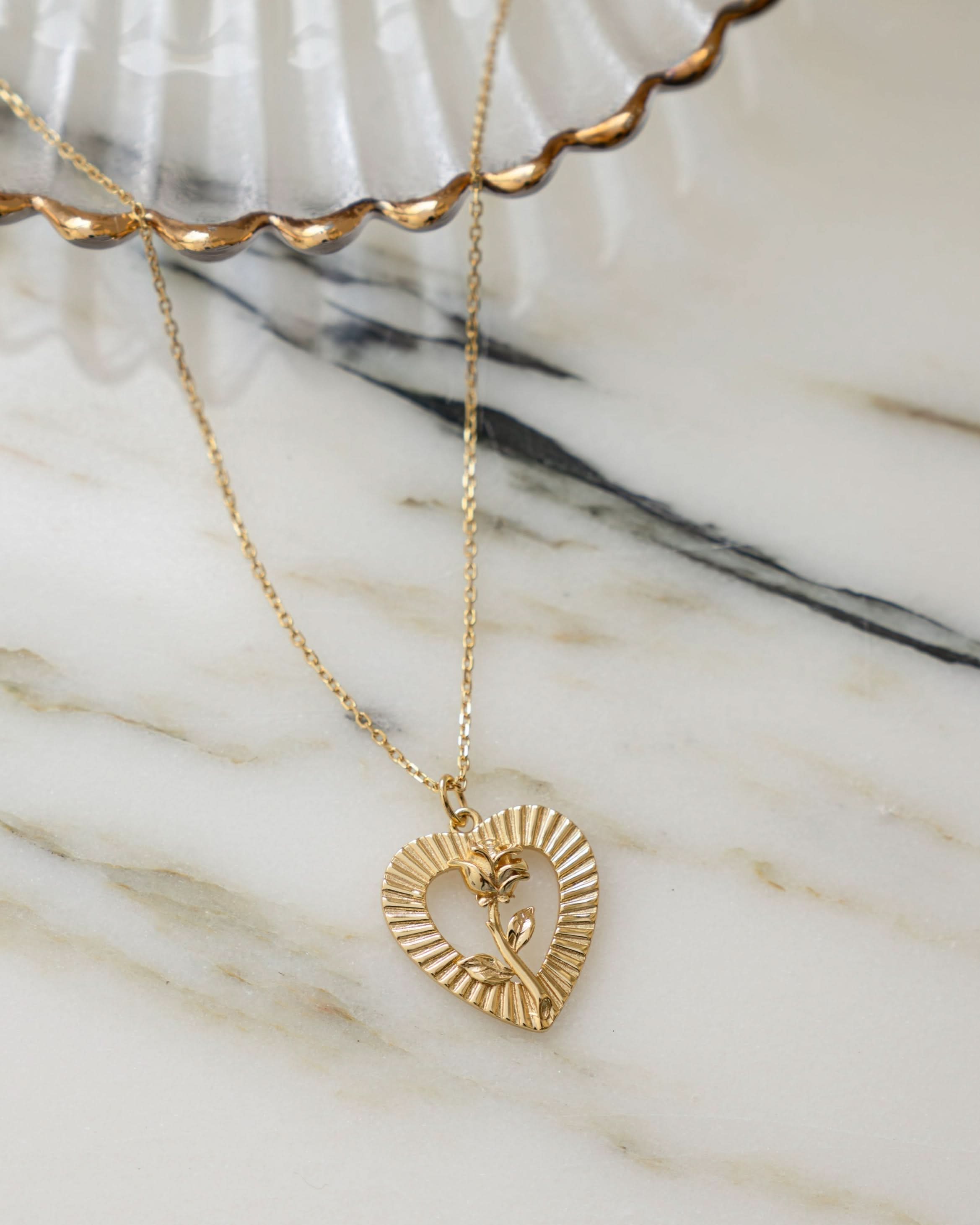 Heart Rose Necklace